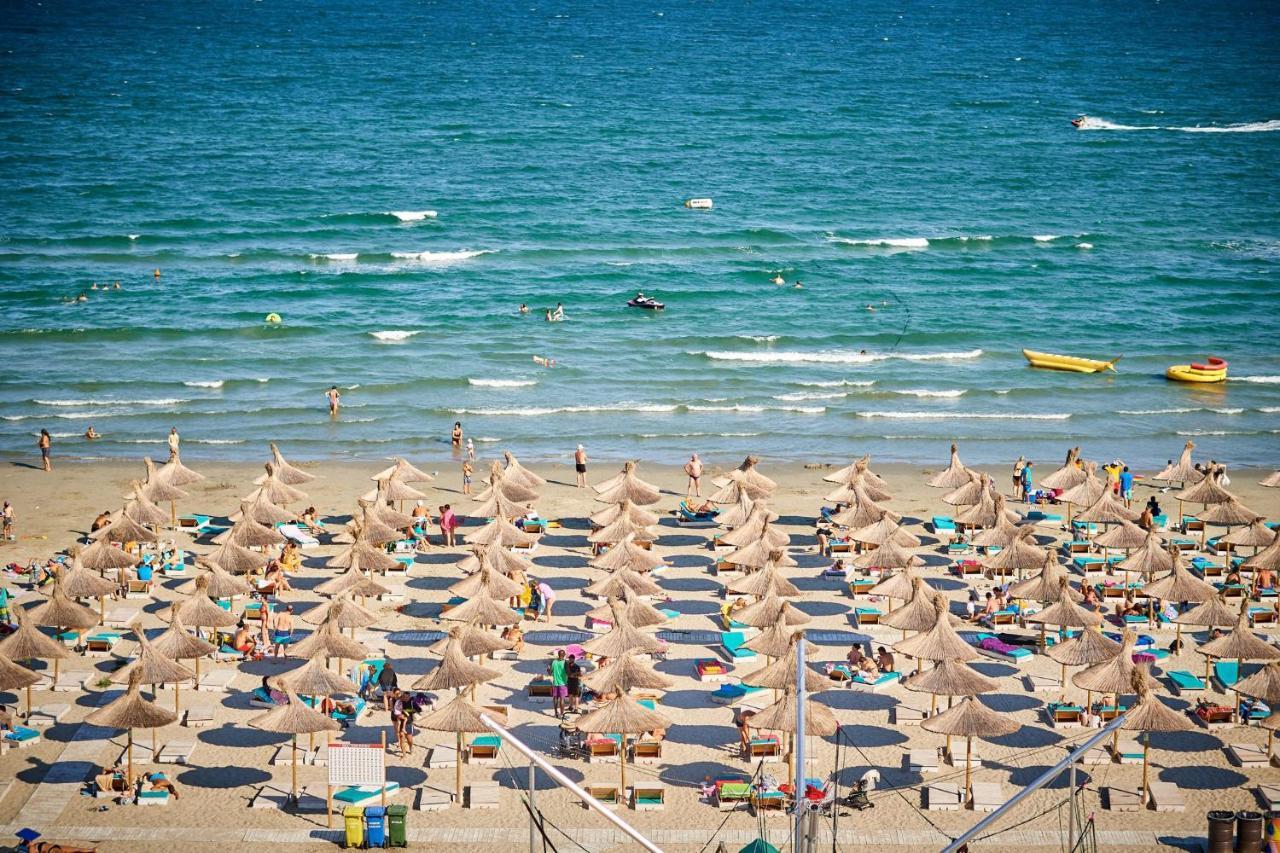 Sonnenstrand - N Pool * Mamaia